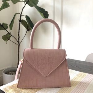 Pink Croc Purse 👛